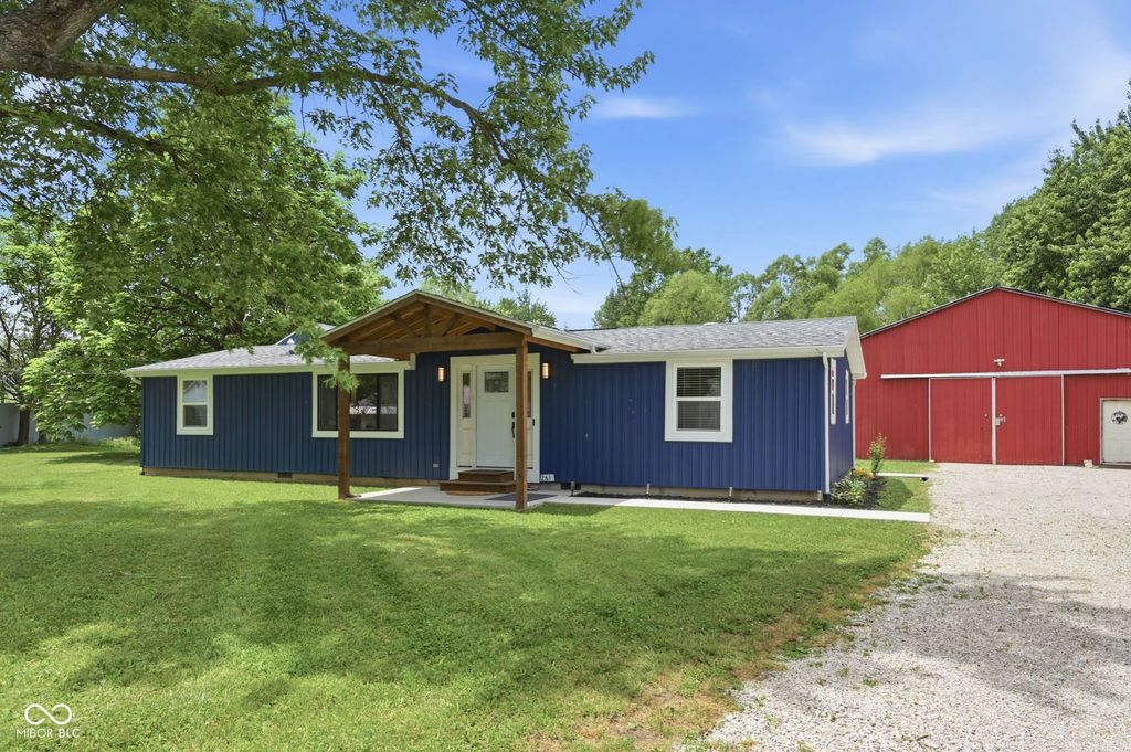 261 N Hillsboro Road, New Castle, IN 47362