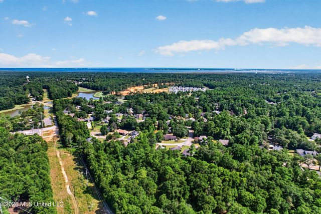 958 Pono Place, Diamondhead, MS 39525