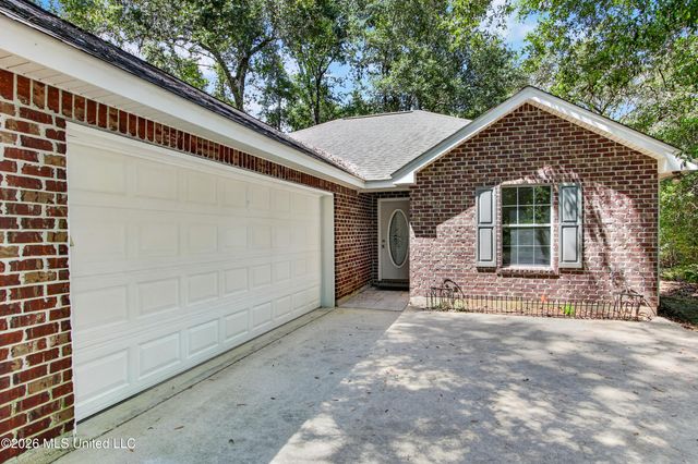 958 Pono Place, Diamondhead, MS 39525