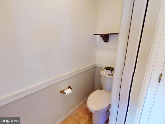 128 COLONIAL CT, State College, PA 16801