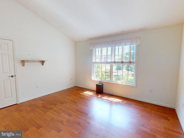 128 COLONIAL CT, State College, PA 16801