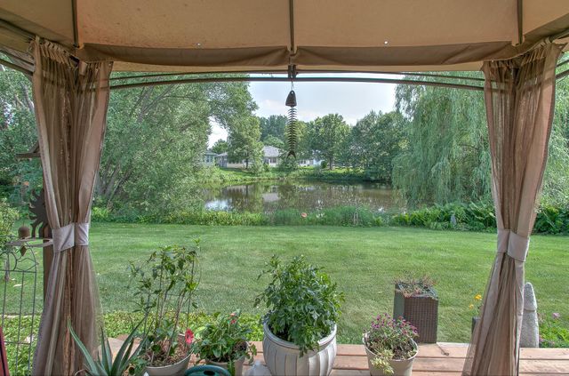 300 101st Court NE, Blaine, MN 55434