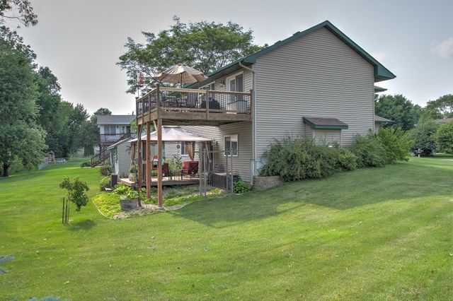 300 101st Court NE, Blaine, MN 55434