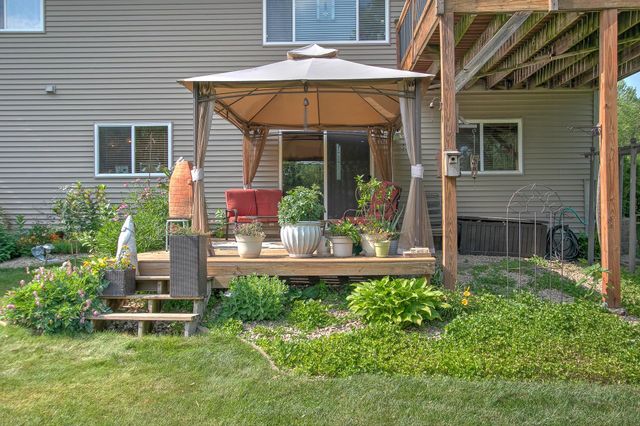 300 101st Court NE, Blaine, MN 55434