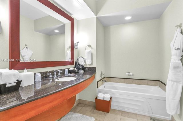 18001 Collins Avenue 917, Sunny Isles Beach, FL 33160