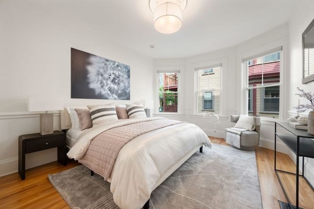 174 Elm Street North 1, Cambridge, MA 02140