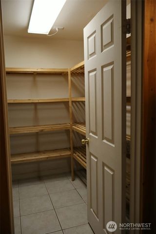 31 E Colvos Pl E, Shelton, WA 98584