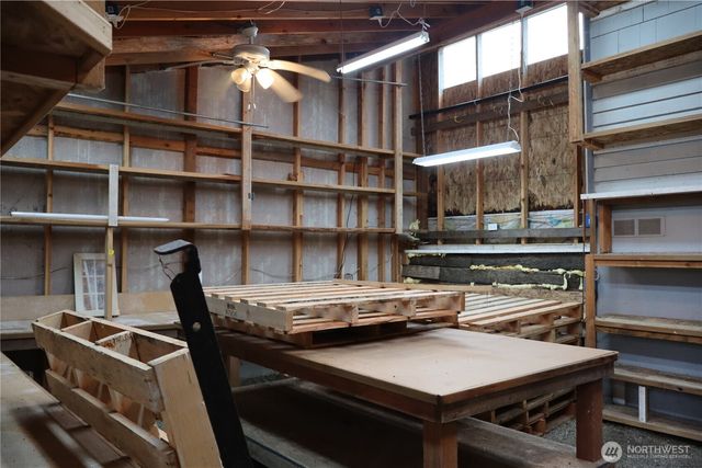 31 E Colvos Pl E, Shelton, WA 98584