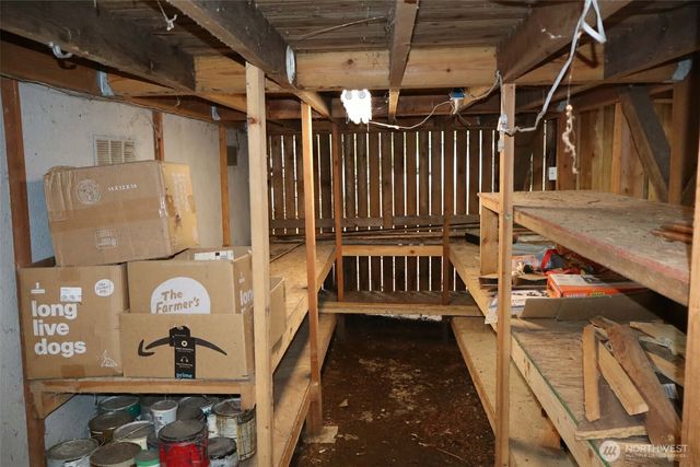 31 E Colvos Pl E, Shelton, WA 98584