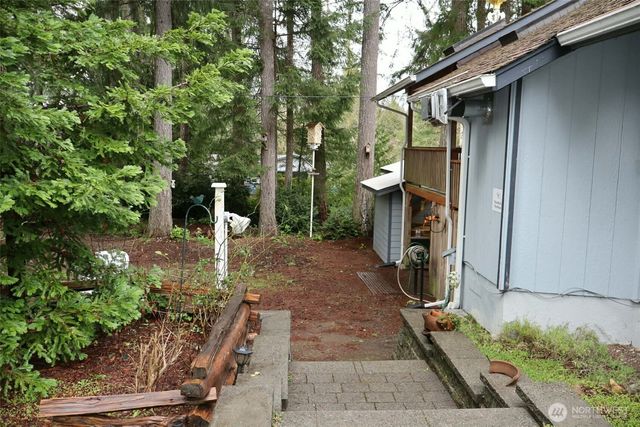 31 E Colvos Pl E, Shelton, WA 98584