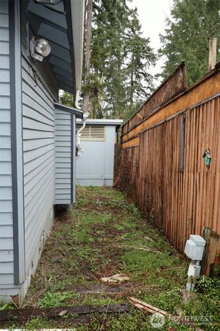 31 E Colvos Pl E, Shelton, WA 98584