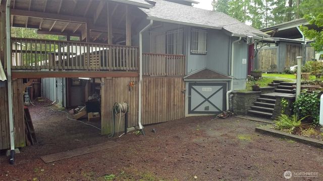 31 E Colvos Pl E, Shelton, WA 98584
