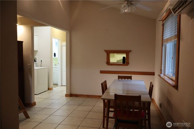 31 E Colvos Pl E, Shelton, WA 98584