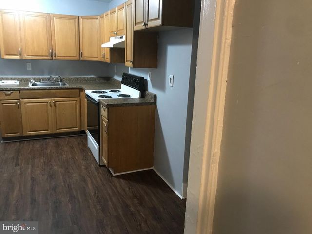 XXXX WALNUT ST, Norristown, PA 19401