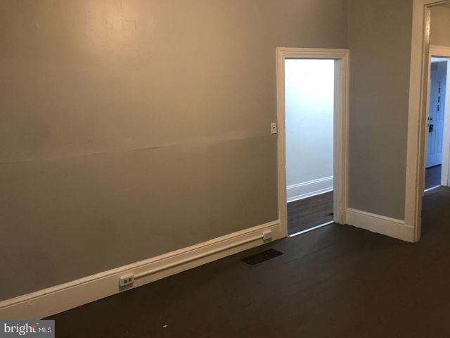 XXXX WALNUT ST, Norristown, PA 19401