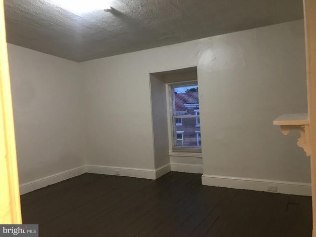 XXXX WALNUT ST, Norristown, PA 19401