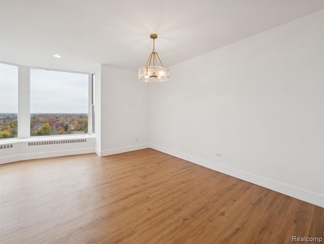 8200 E Jefferson Avenue 1703, Detroit, MI 48214