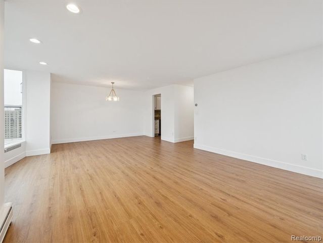 8200 E Jefferson Avenue 1703, Detroit, MI 48214