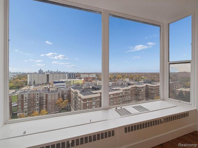 8200 E Jefferson Avenue 1703, Detroit, MI 48214