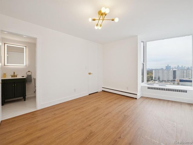 8200 E Jefferson Avenue 1703, Detroit, MI 48214