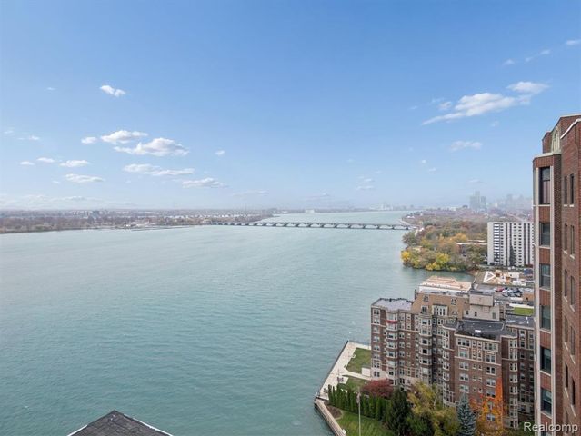 8200 E Jefferson Avenue 1703, Detroit, MI 48214