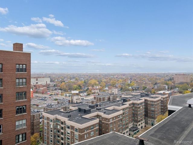8200 E Jefferson Avenue 1703, Detroit, MI 48214