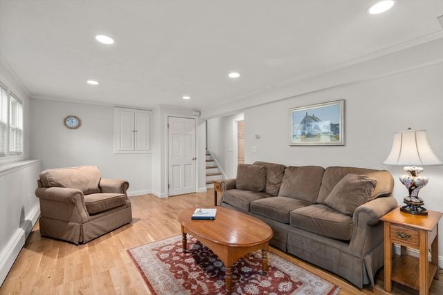 23 Hillcrest Road, Medfield, MA 02052