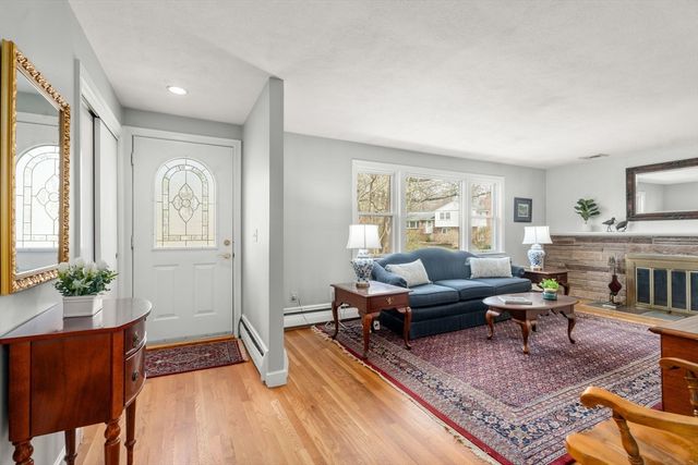 23 Hillcrest Road, Medfield, MA 02052