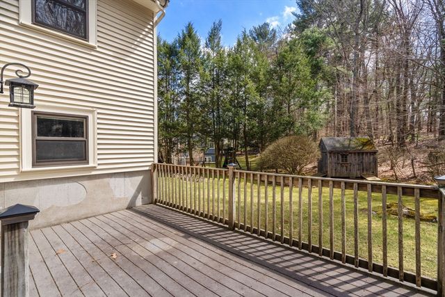 23 Hillcrest Road, Medfield, MA 02052
