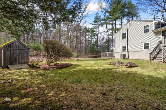 23 Hillcrest Road, Medfield, MA 02052