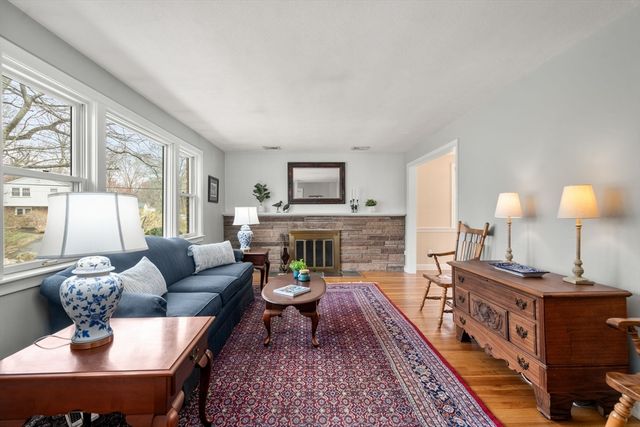 23 Hillcrest Road, Medfield, MA 02052