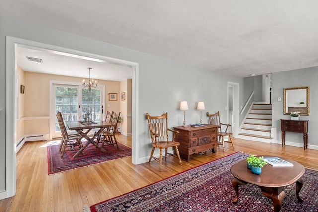 23 Hillcrest Road, Medfield, MA 02052