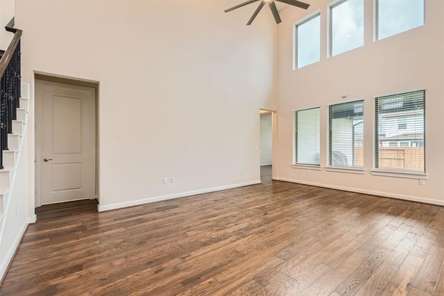 8313 Spire VW, Austin, TX 78744