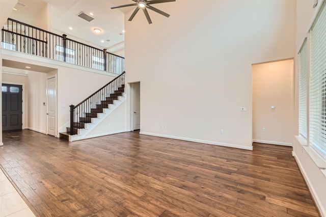 8313 Spire VW, Austin, TX 78744