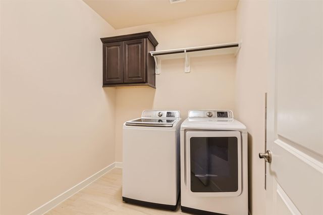 8313 Spire VW, Austin, TX 78744