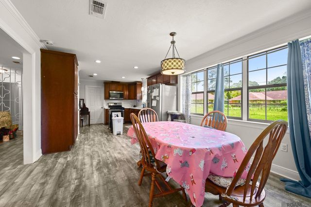 9978 W Tams Dr, Baton Rouge, LA 70815