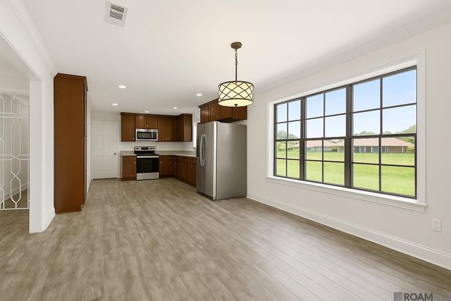 9978 W Tams Dr, Baton Rouge, LA 70815