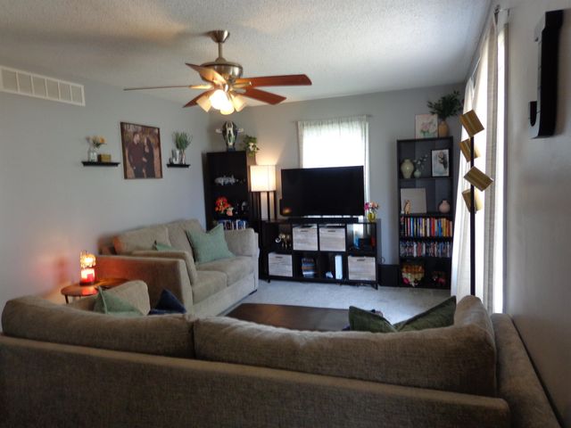 433 E Pearl, Mulvane, KS 67110