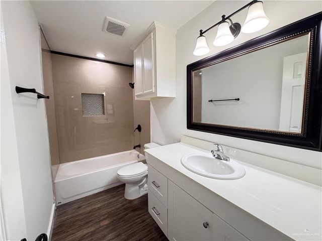1625 Robin Avenue, Mcallen, TX 78504