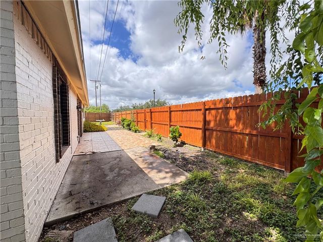 1625 Robin Avenue, Mcallen, TX 78504