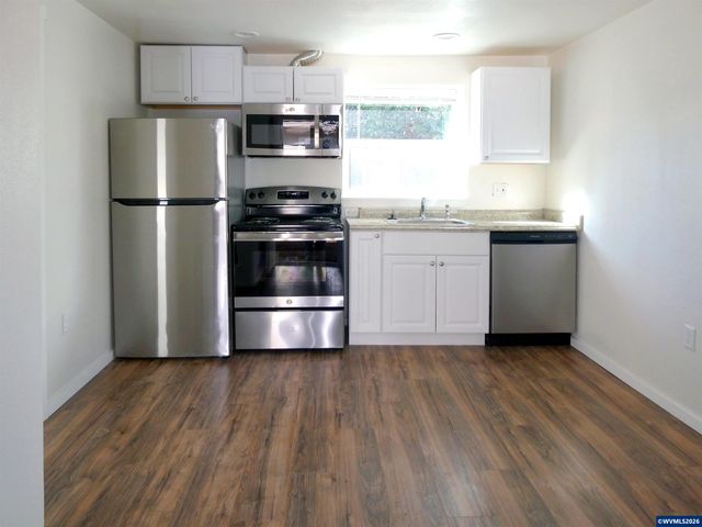 2451 - 2473 Trade St SE, Salem, OR 97301