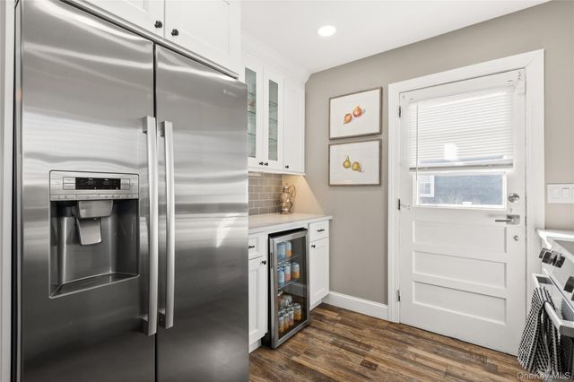 85 Cotter Street, West Islip, NY 11795