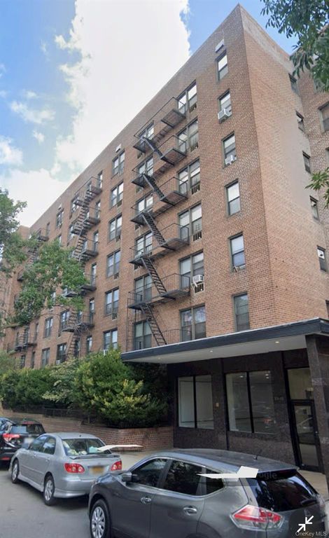 5311 90 Street 3D, Elmhurst, NY 11373