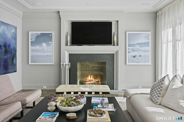 9 Pond Edge Road, Westport, CT 06880