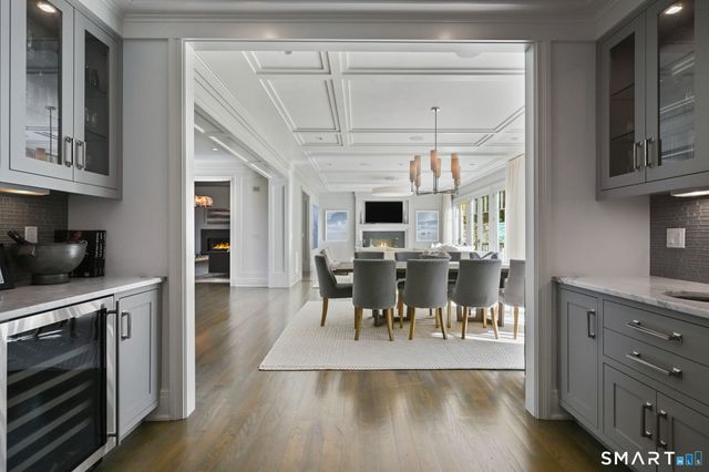 9 Pond Edge Road, Westport, CT 06880