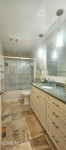 311 Mallard Road, Perrysburg, OH 43551