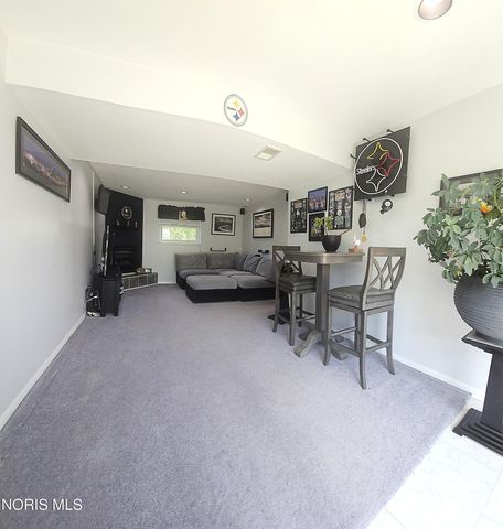 311 Mallard Road, Perrysburg, OH 43551