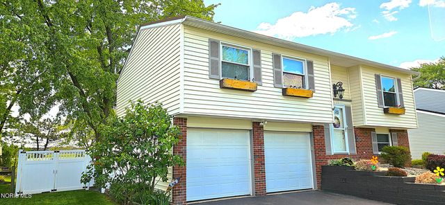 311 Mallard Road, Perrysburg, OH 43551