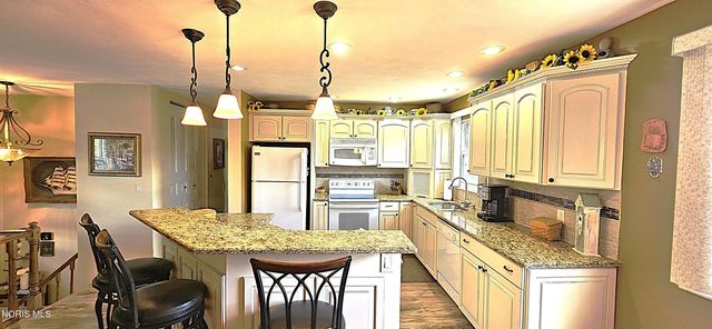 311 Mallard Road, Perrysburg, OH 43551