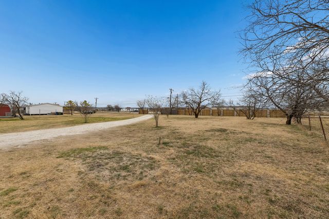 3932 County Road 911, Joshua, TX 76058